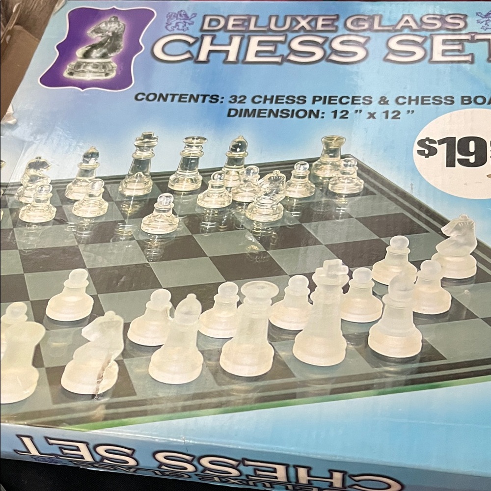 Glass Chess Set with Frosted and Clear Pieces